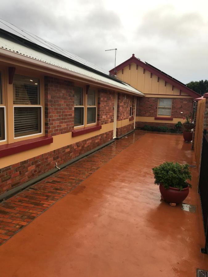 Silwood Apartment Fully Self Contained With Kitchen And Laundry Devonport Exterior foto